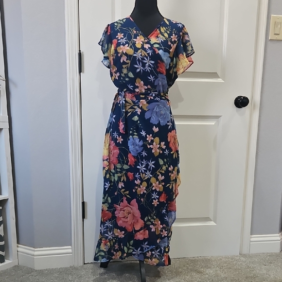 Sweet Pea Navy Floral Midi Dress - Picture 8 of 12